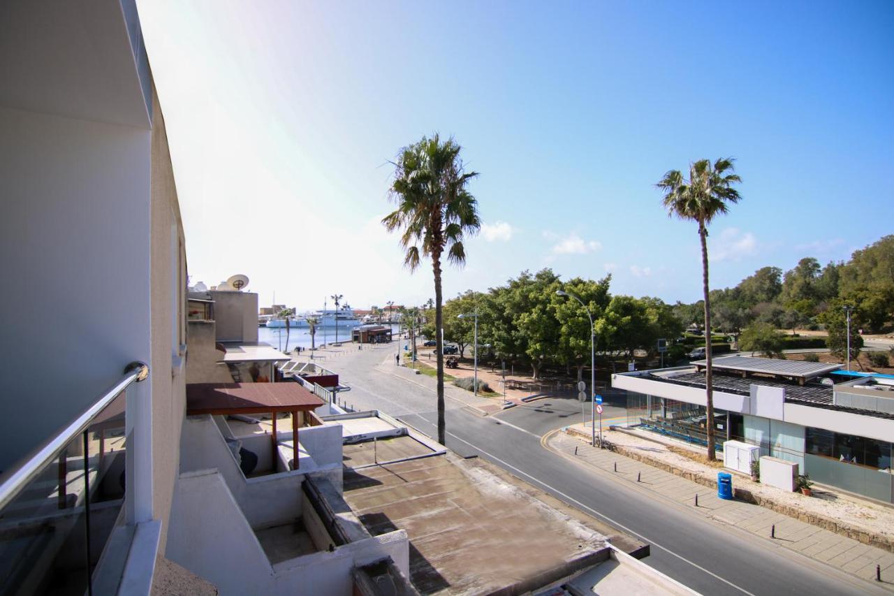 Phaedrus Living - Seaside Executive Flat Harbour 202 Appartement Paphos Buitenkant foto